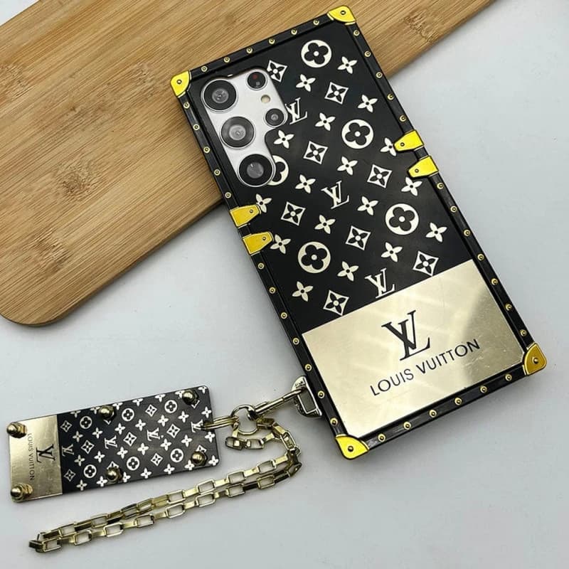 Samsung Galaxy Ultra Series Luxury Brand Shiny Trunk Cover With Key Chain